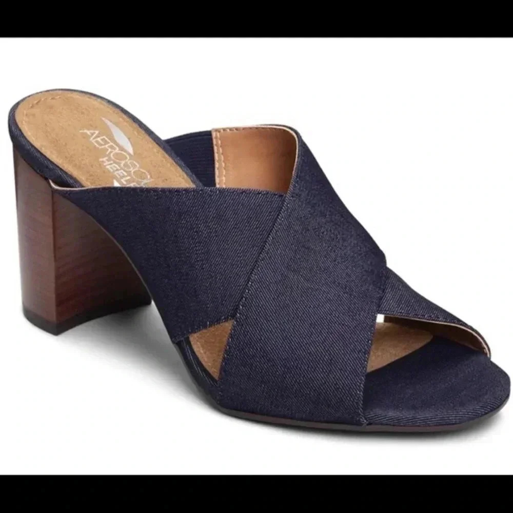 New in box Aerosoles high alert blue denim sandals 6.5 block heel x cross